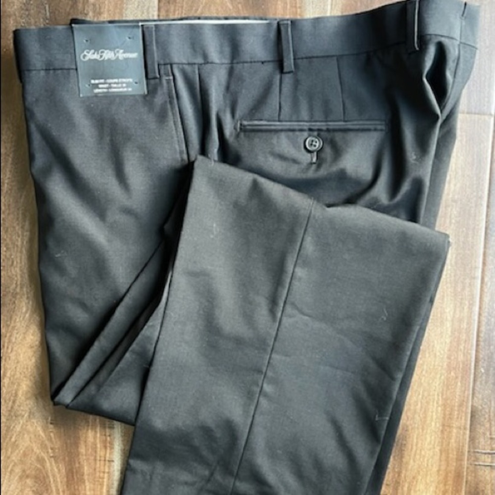 Men’s Saks Fifth Avenue Slim Fit Coupe Etroite Slacks